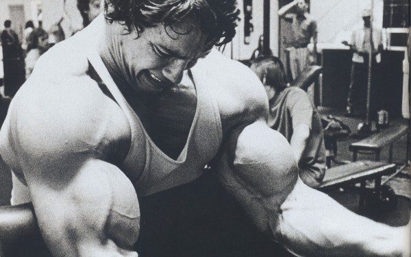 Arnold Schwarzenneger was a big fan of using preacher curls to build arm muscles.