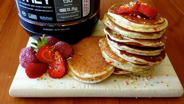 Protein pancakes are a tasty and effective way to supplement your nutrition.